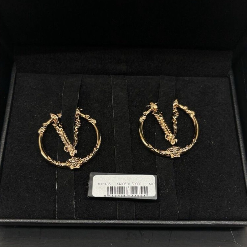 Versace Virtus Collection Gold Hoop Earrings! Medusa V Logo NEW IN BOX! - Picture 6 of 8